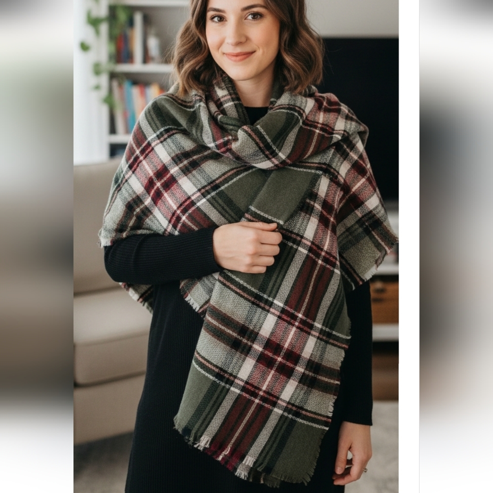 ❤️Apt. 9 Plaid Woolen Throw - Green and Burgundy